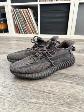 Yeezy Boost 350 V2 Static Black (Reflective) Sneakers